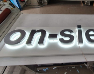 Warum sollten Sie LED-Leuchtbuchstaben mit Logo bei Intersign kaufen?